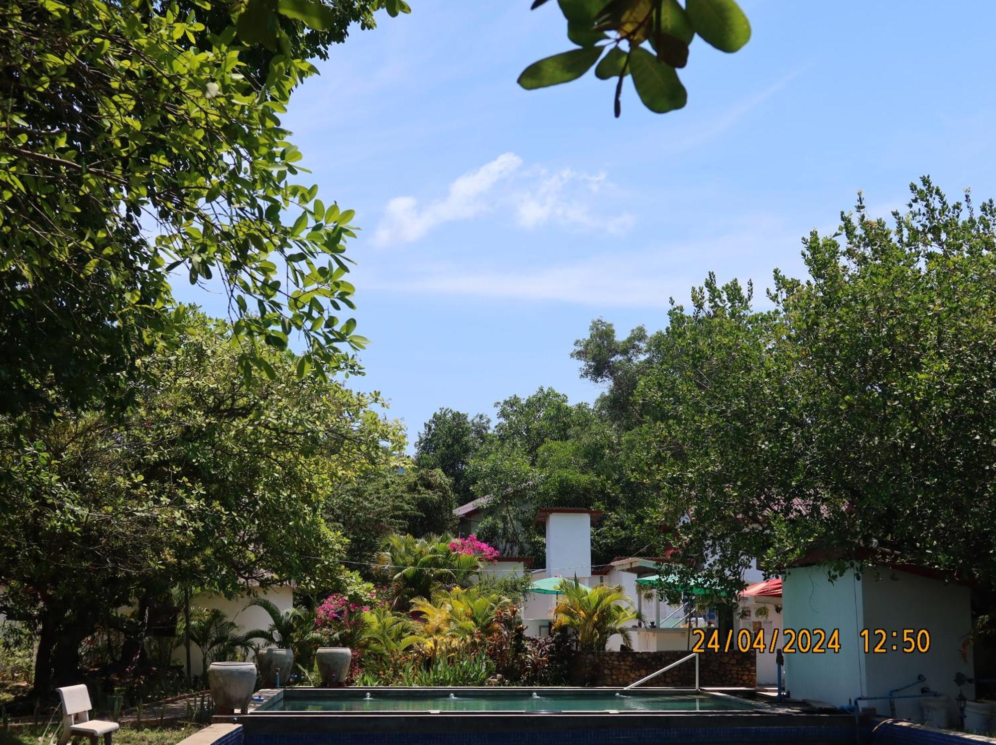 Bohemiaz Resort And Spa Kampot Exterior foto